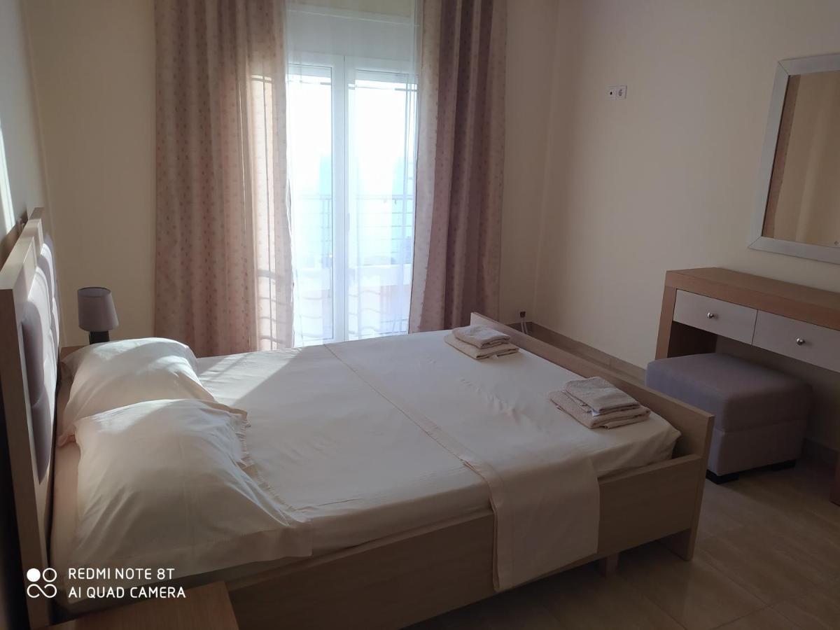 Apartment Theona *