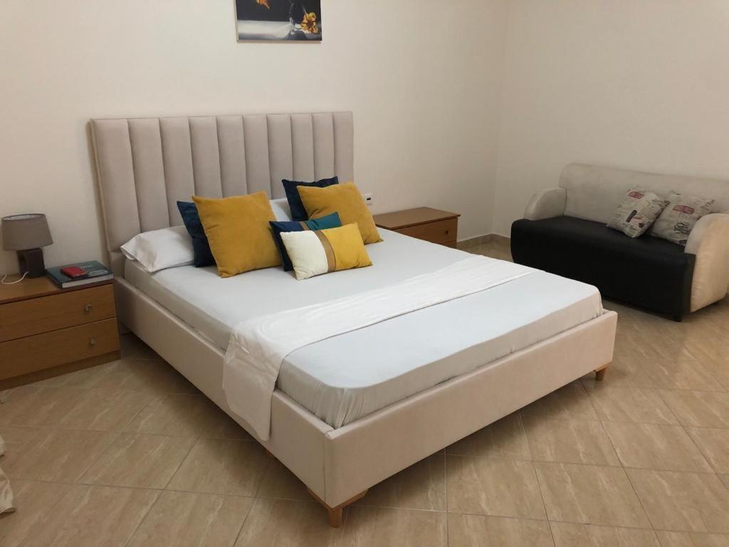 Theona Apartment Sarande